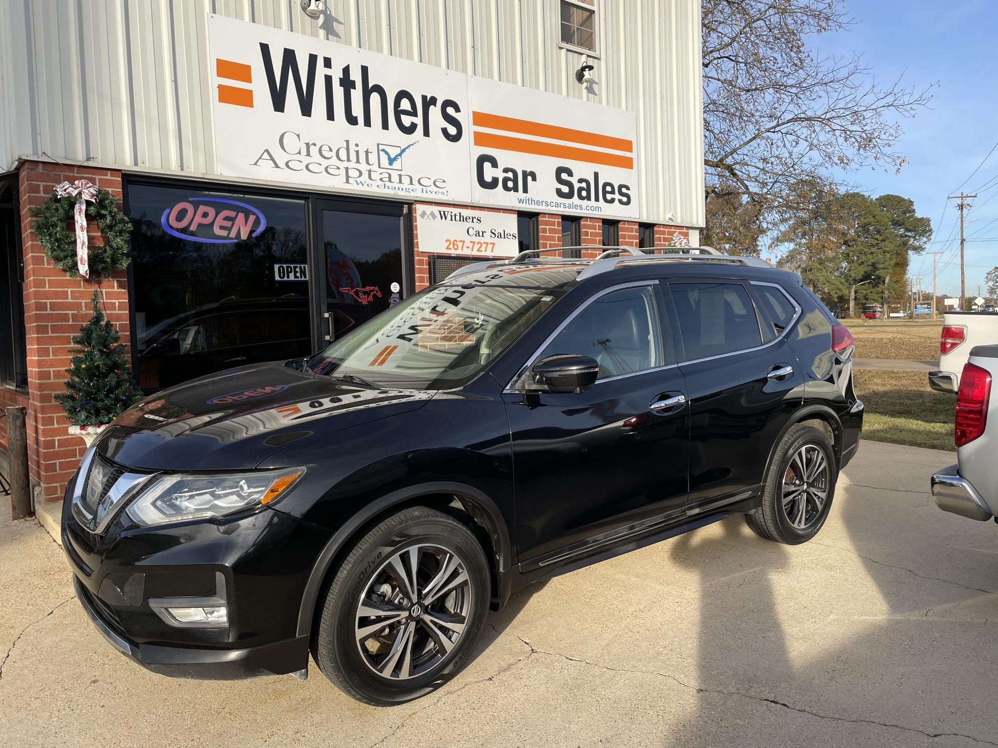 photo of 2017 Nissan Rogue SL AWD